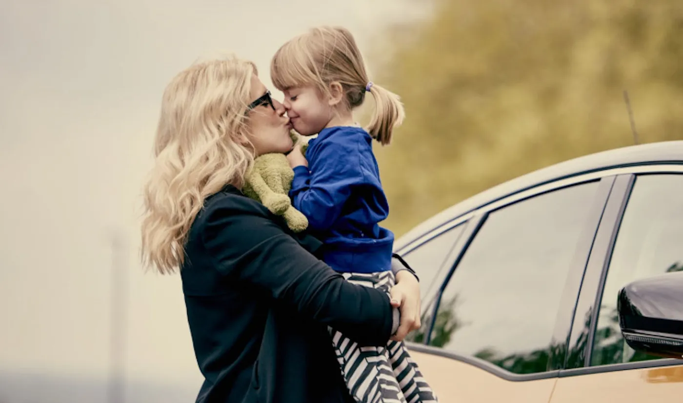 The Renault Scenic family footage from the BehindCarDoors experiment