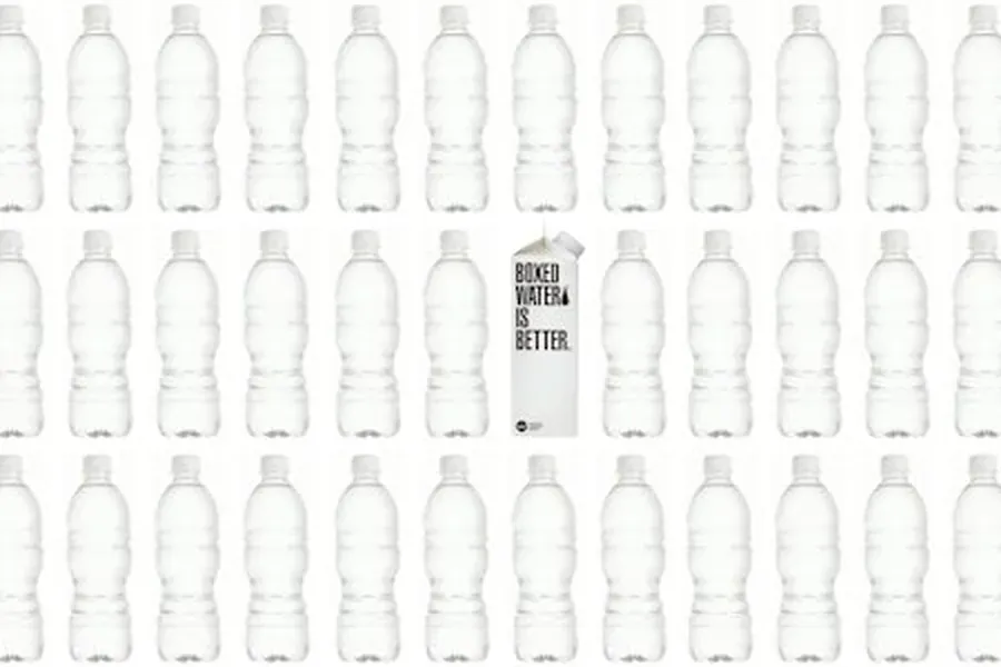 Boxed Water's campaign picture: one Boxed Water carton standing in rows of plastic water bottles