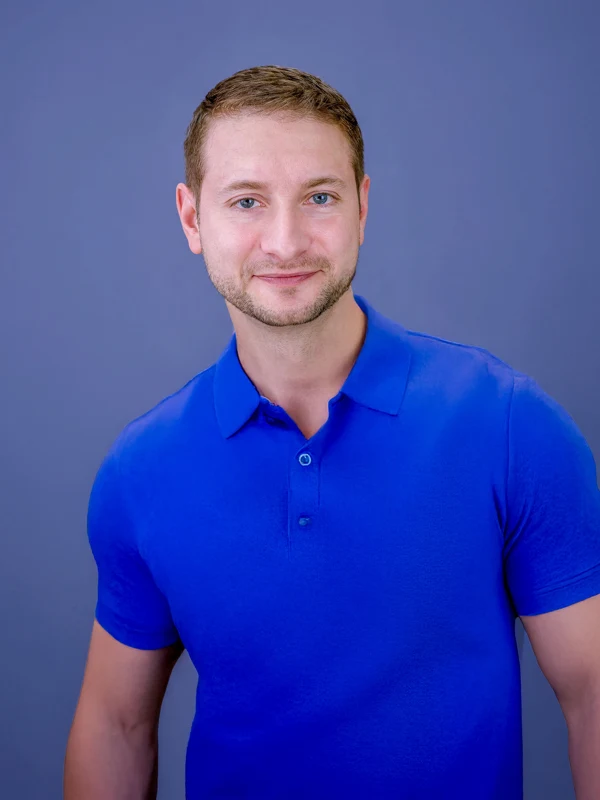 Alex Ziskind - Education