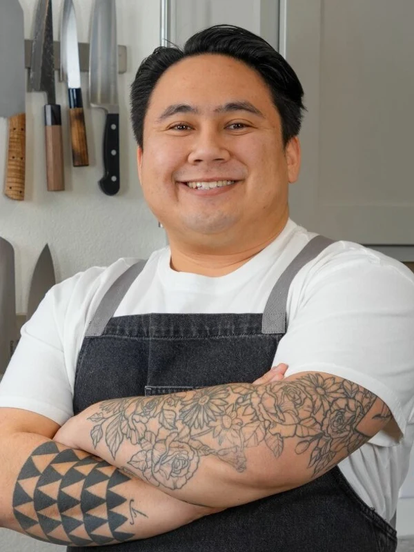 Ian Fujimoto - Cooking