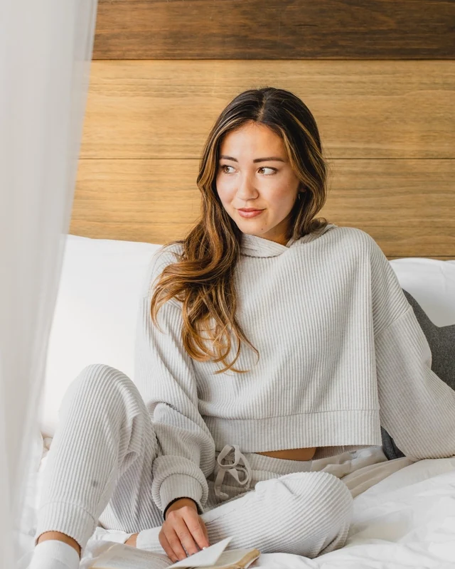 Kirra Dickinson — Lifestyle