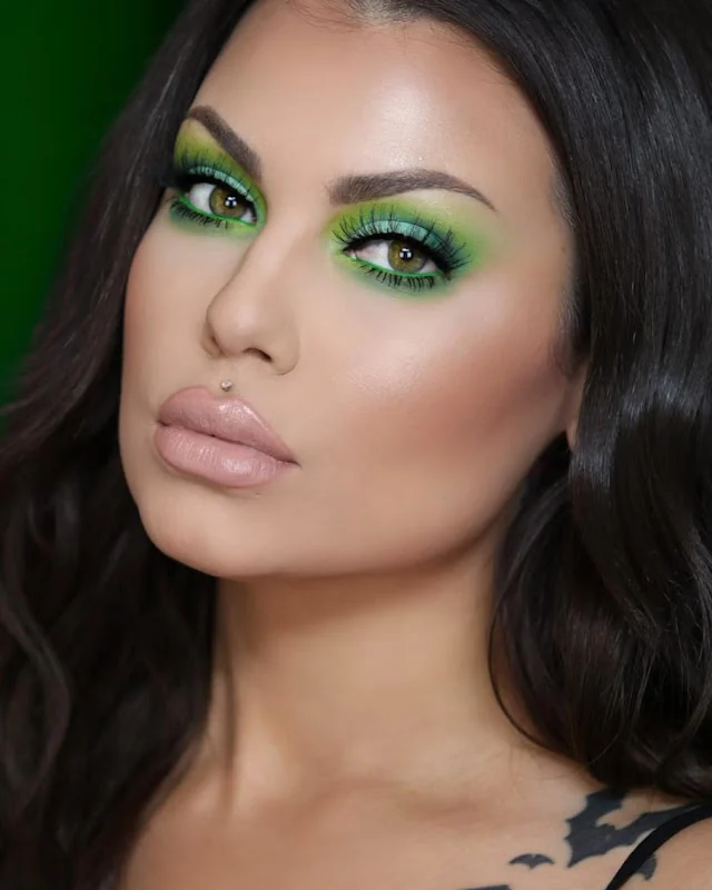 Bailey Sarian - Beauty