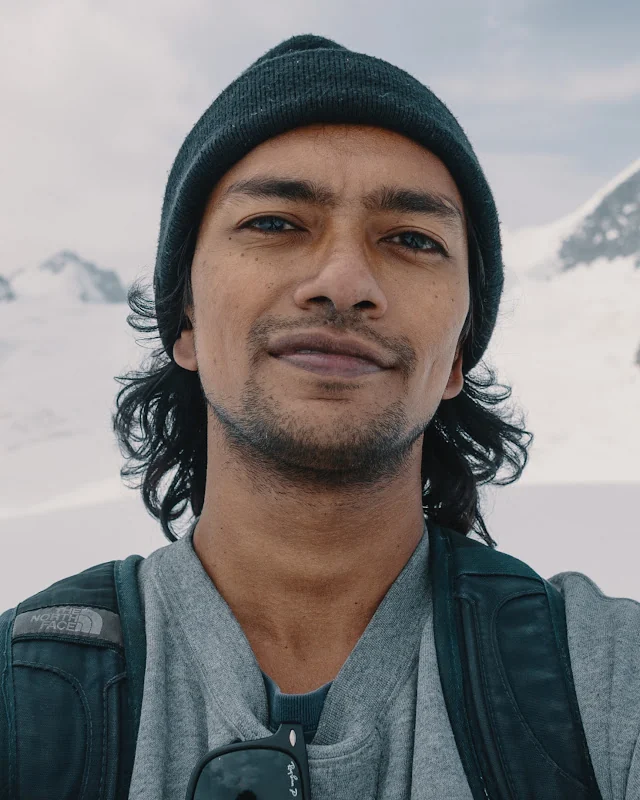 Nadir On The Go - Travel